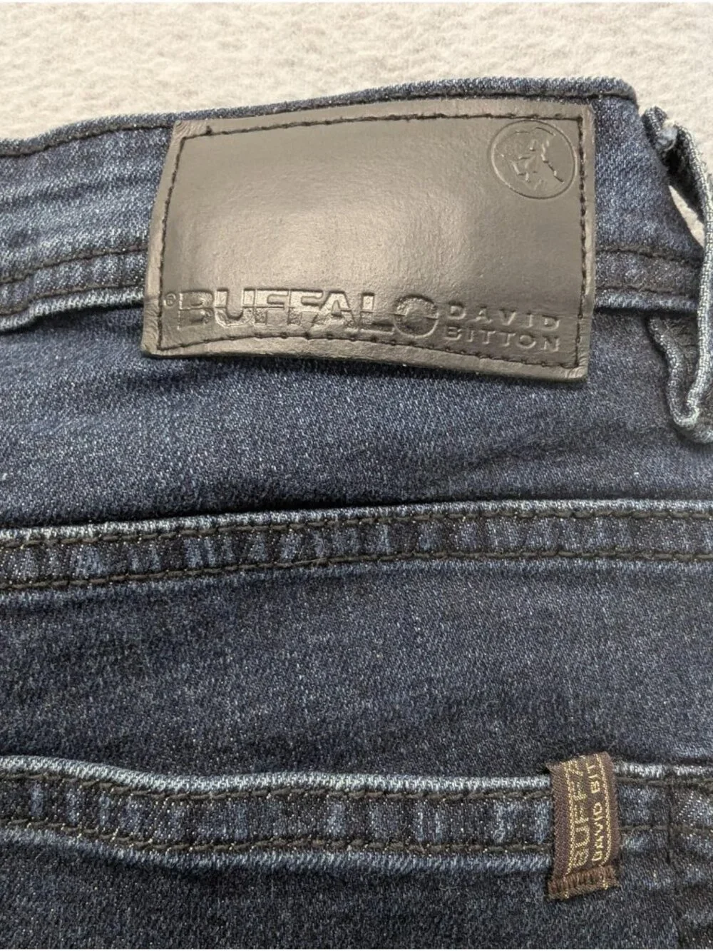 Buffalo David Bitton Jackson-X Jeans Mens 34x32 Blue Dark Wash Straight Stretch